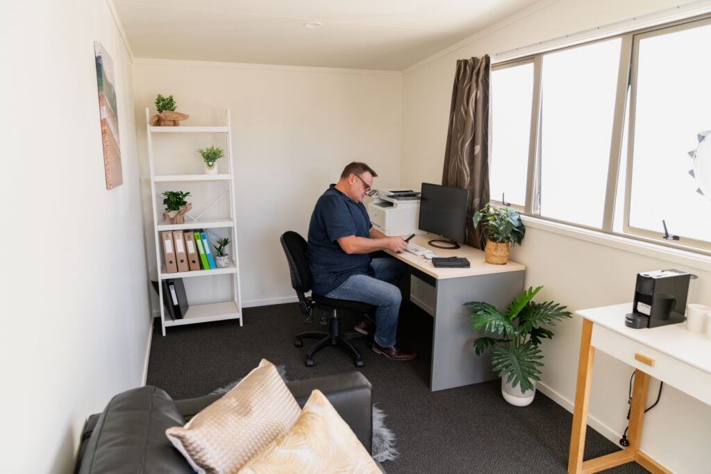 Cabin as home office 