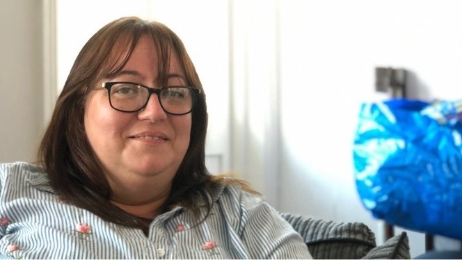 Picture of Liz smiling